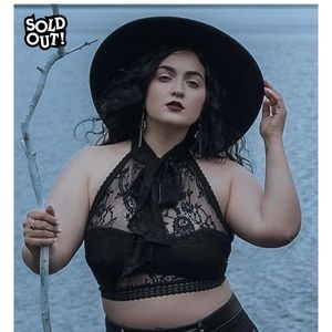 Giana lace Halter Top